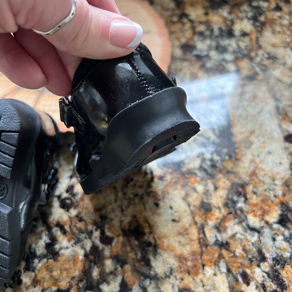 Baby Girl’s Mary Jane’s - Picture 6 of 8